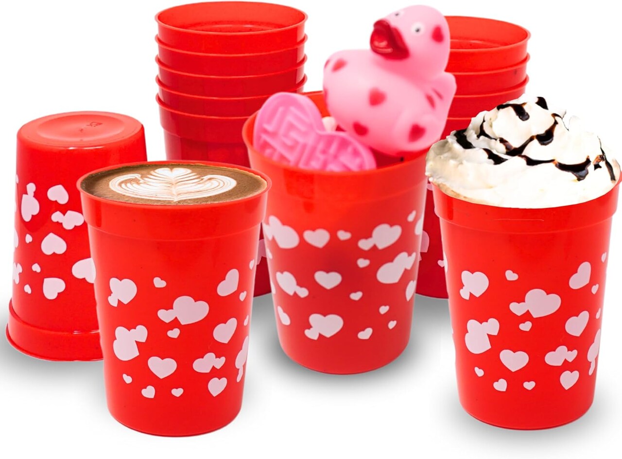 4E's Novelty Kids Valentine's Day Plastic Reusable Cups – 8 OZ, 12 Pack Red Heart Tumblers, Bulk Party Favors, Classroom Gifts, Valentines Day Party Supplies for Kids & Adults